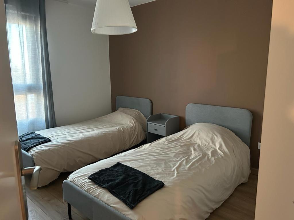 2 Bedroom Apartment + Parking Saint-Denis  Dış mekan fotoğraf